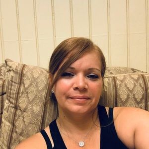 Meet your Posher, Iris